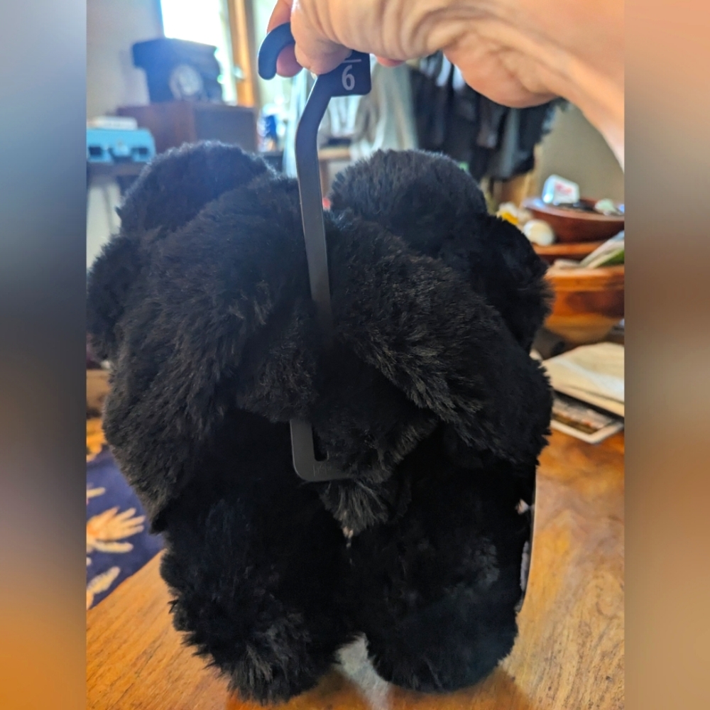 3/$30 NWT Black Furry Criss Cross Slide Slippers